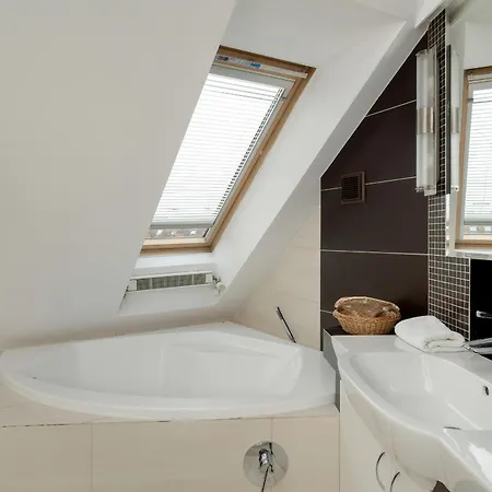 Jasny Dwupoziomowy We Wroclawiu By Renters * Wrocław