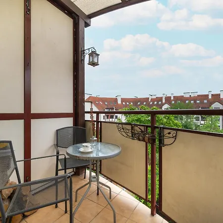 Jasny Dwupoziomowy We Wroclawiu By Renters Appartement