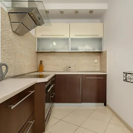 Jasny Dwupoziomowy We Wroclawiu By Renters *