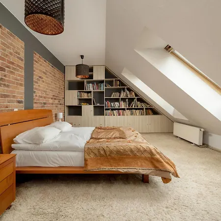 Appartement Jasny Dwupoziomowy We Wroclawiu By Renters *