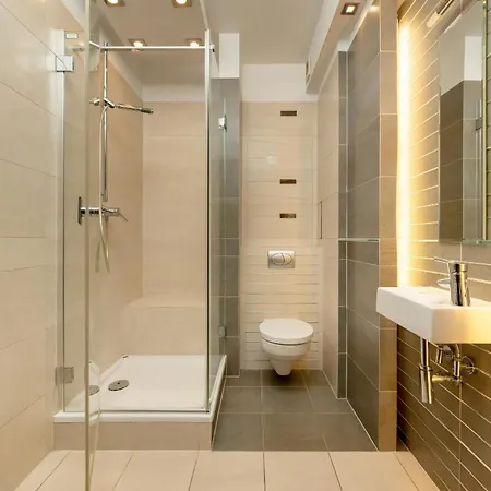 Jasny Dwupoziomowy We Wroclawiu By Renters *