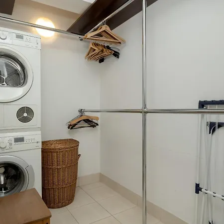 Jasny Dwupoziomowy We Wroclawiu By Renters 弗罗茨瓦夫
