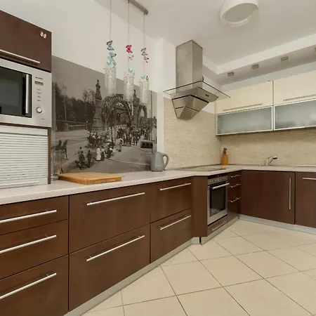 公寓 Jasny Dwupoziomowy We Wroclawiu By Renters *