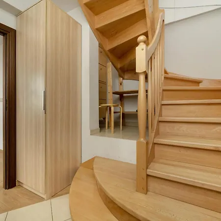 Jasny Dwupoziomowy We Wroclawiu By Renters 아파트 *