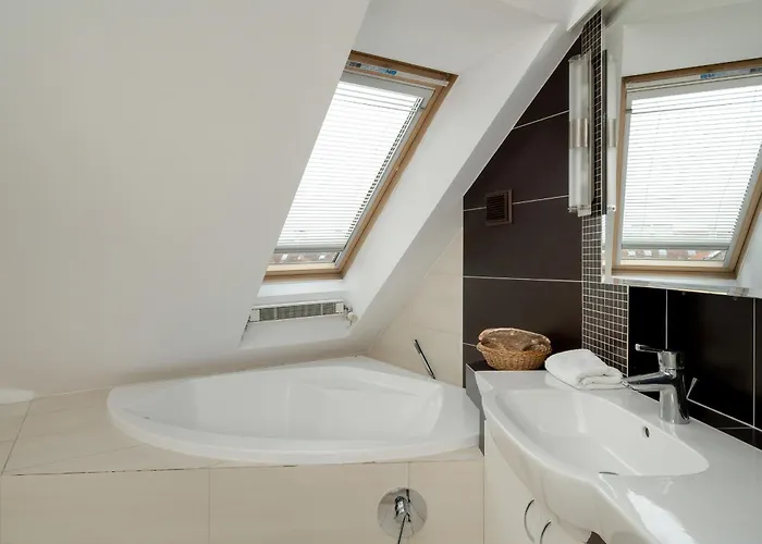 Jasny Dwupoziomowy We Wroclawiu By Renters * 弗罗茨瓦夫