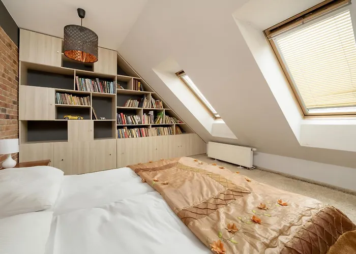 Jasny Dwupoziomowy We Wroclawiu By Renters * 弗罗茨瓦夫