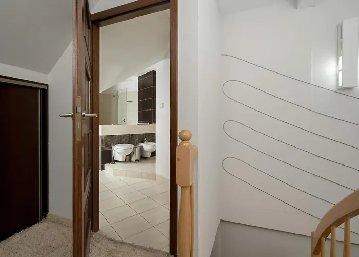 公寓 Jasny Dwupoziomowy We Wroclawiu By Renters *