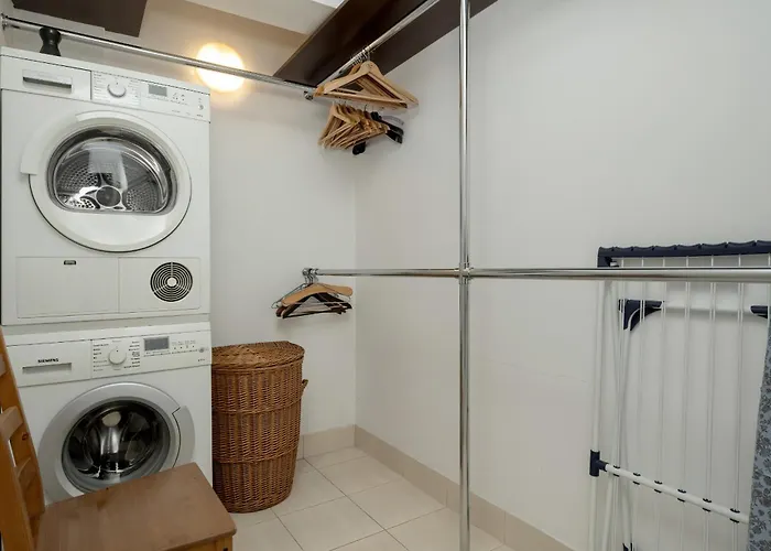 Jasny Dwupoziomowy We Wroclawiu By Renters 弗罗茨瓦夫