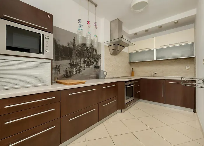 公寓 Jasny Dwupoziomowy We Wroclawiu By Renters *